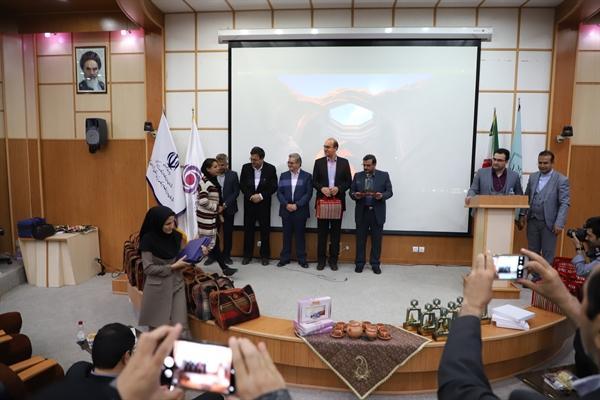 آیین اختتامیه نخستین جشنواره ملی عکس میراث ماندگار در خراسان جنوبی برگزار شد آیین اختتامیه نخستین جشنواره ملی عکس میراث ماندگار در خراسان جنوبی برگزار گردید