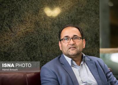 رحیمی دنیا آبادی: آمریکایی ها پُتک بر آهن سرد می کوبند