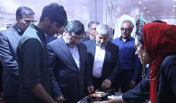 نمایشگاه سراسری صنایع دستی در بندرعباس افتتاح شد نمایشگاه سراسری صنایع دستی در بندرعباس افتتاح شد