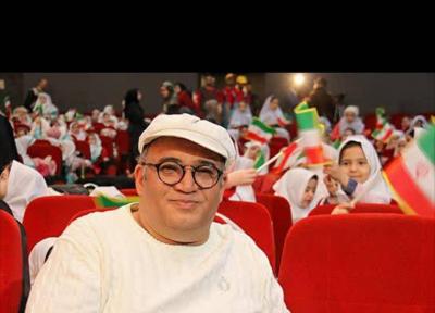 نادر سلیمانی در حاشیه جشن سیمرغ و پروانه ها: کاش روزی سیمرغ های سینمایی بر شانه های کودک و نوجوانان بنشینند
