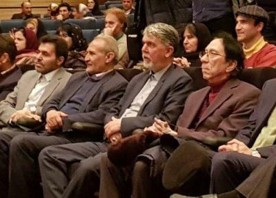 لالایی خوانی پروین بهمنی و حضور وزیر ارشاد در جشنواره موسیقی فجر