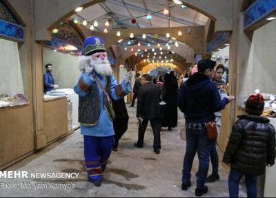 آتش بازی و جشنواره بادبادک در دریاچه شهدای خلیج فارس