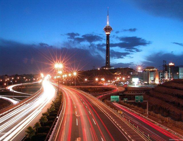 آنالیز زیرساخت های تبدیل تهران به شهر هوشمند و تحقق تبادل دوسویه انرژی