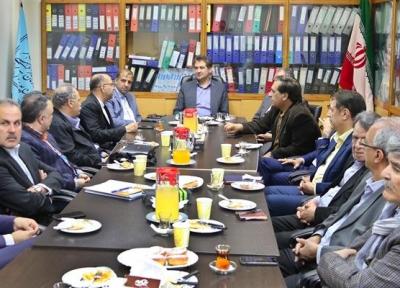ماندگاری گردشگران در یزد باید مورد توجه قرار گیرد، دعوت از سرمایه گذاران برای ورود به بازار گردشگری