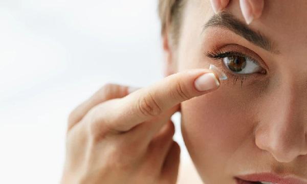 اصول نگهداری و مراقبت از لنزهای چشمی