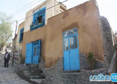 روستایی که هدف گردشگری بین المللی شده است