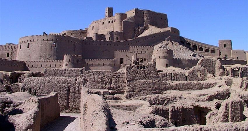 مرمت همزمان 4 بنای تاریخی در ارگ بم مرمت همزمان 4 بنای تاریخی در ارگ بم