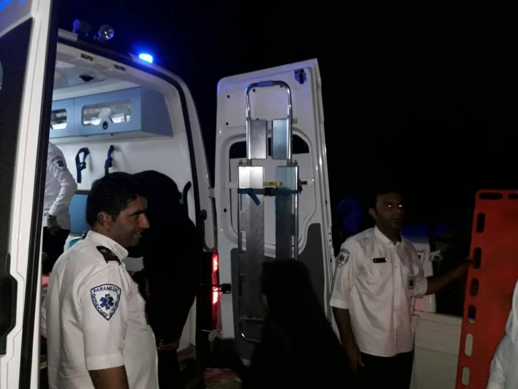 مادر باردار گرفتار در سیلاب جنوب سیستان وبلوچستان نجات مادر باردار گرفتار در سیلاب جنوب سیستان وبلوچستان نجات یافت