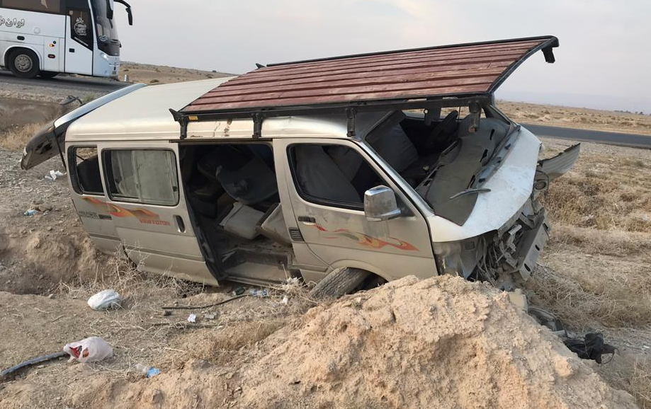 تصادف در 8 کیلومتری مرز مهران 16 مصدوم بر جا گذاشت