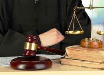 نمی شود به هر فردی که لیسانس حقوق دارد اجازه دهیم که وکیل گردد