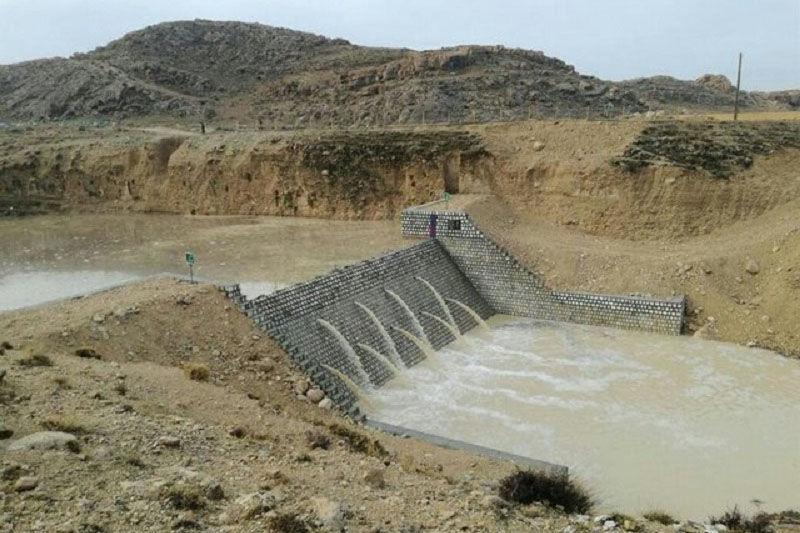 خبرنگاران اجرای طرح های آبخیزداری در زنجان با احداث سفید رود آغاز شده است