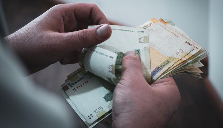 پرداخت حقوق کارمندان از خرداد مشروط می گردد