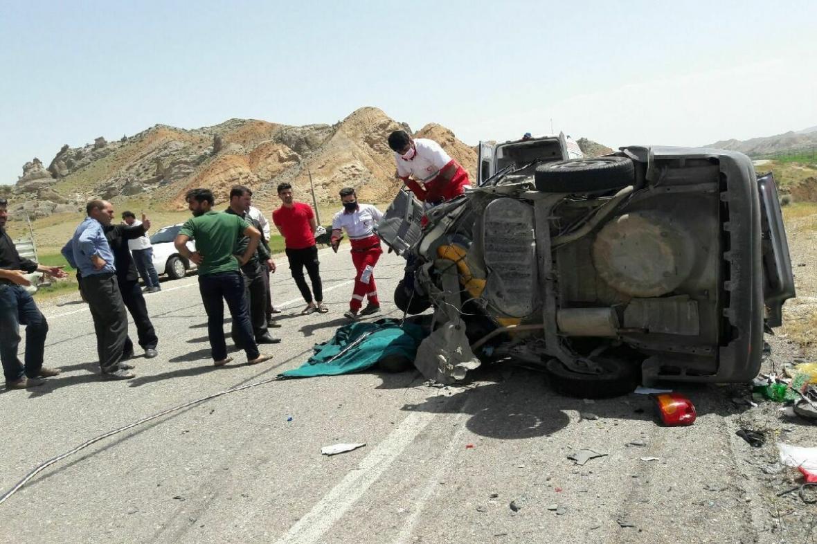 خبرنگاران واژگونی وانت در البرز یک فوتی و 9 مصدوم داشت خبرنگاران واژگونی وانت در البرز یک فوتی و 9 مصدوم داشت