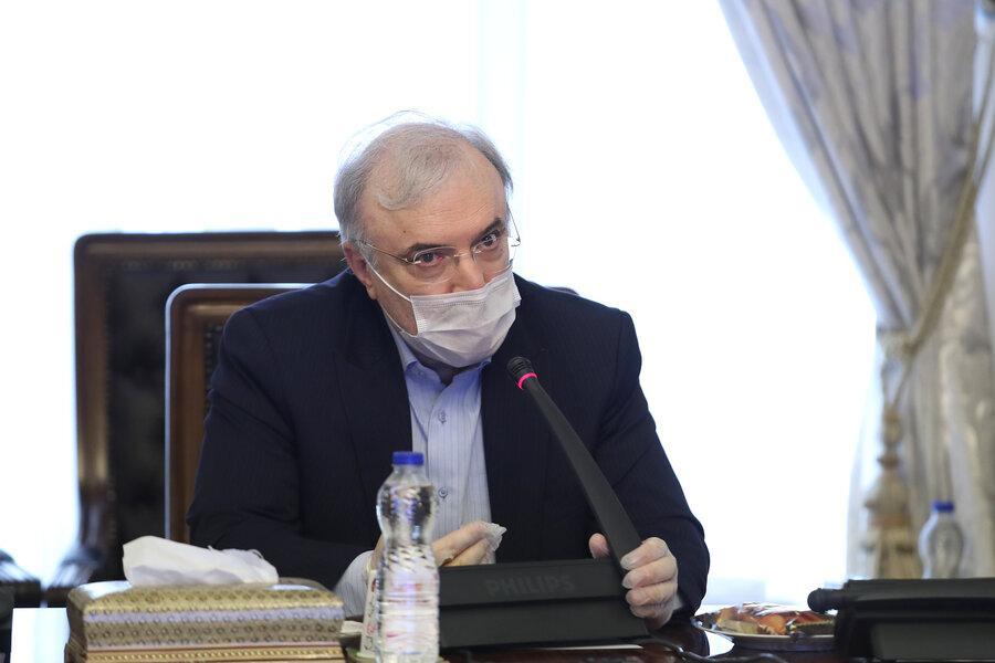 واکنش به خبر استعفای یک وزیر روحانی با فشار واعظی واکنش به خبر استعفای یک وزیر روحانی با فشار واعظی