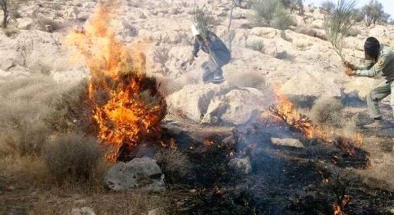 نبرد با آتش با دستان خالی، تجهیزاتی که به زاگرس نمی رسد نبرد با آتش با دستان خالی، تجهیزاتی که به زاگرس نمی رسد