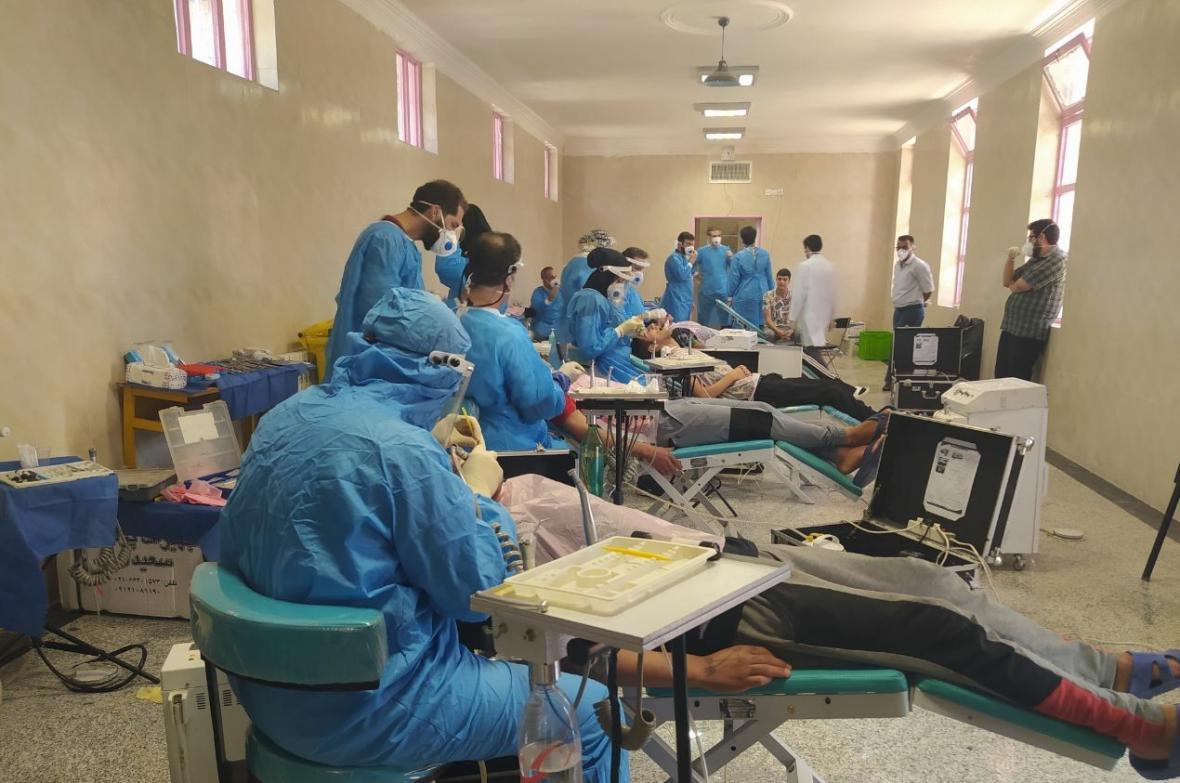 گروه جهادی منتظران ظهور خدمات رایگان دندانپزشکی به زندانیان ارائه کردند