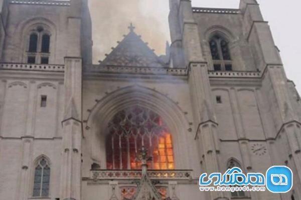 آتش سوزی در کلیسای 500 ساله شهر نانت