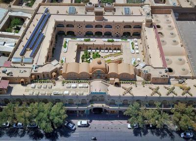 هتل داد یزد؛اقامتگاهی چهار ستاره با بنایی تاریخی و سنتی، عکس