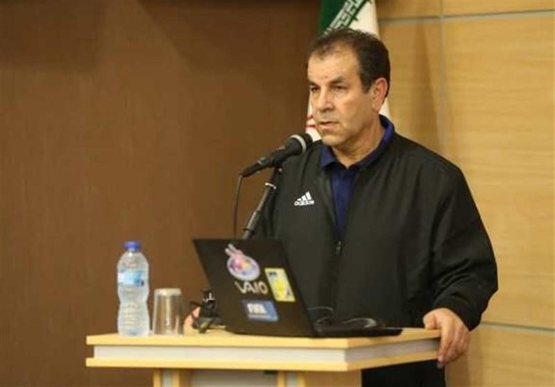 اصفهانیان: نمی دانم وکلای فدراسیون در پرونده ویلموتس چگونه اصفهانیان: نمی دانم وکلای فدراسیون در پرونده ویلموتس چگونه دفاع نموده اند، باید حرکتی کنیم تا حق و حقوق کشور ضایع نشود