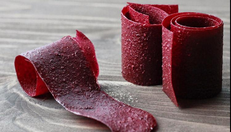 طرز تهیه لواشک زغال اخته خانگی ترش و خوشمزه