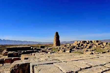 نابودی تدریجی گورستان شهر جهانی گور فیروزآباد نابودی تدریجی گورستان شهر جهانی گور فیروزآباد