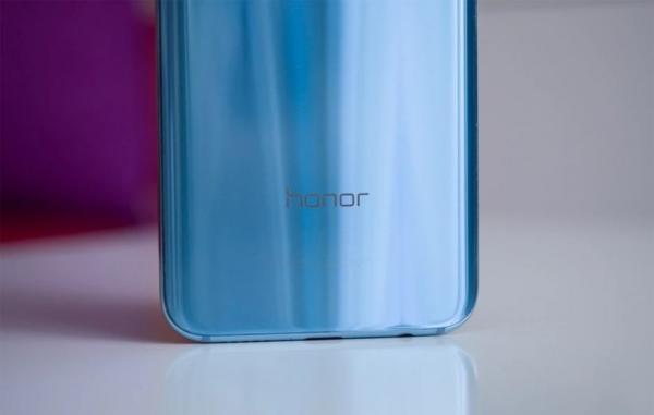 آنر V40 5G در تاریخ 29 دی ماه رسما رونمایی می گردد