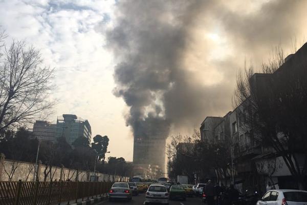 آتش سوزی در پلاسکو تهران